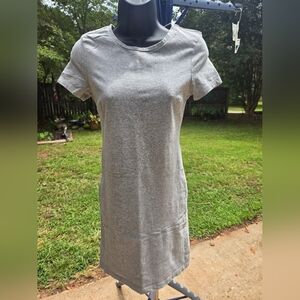 Old Navy Heather Gray T-Shirt Dress